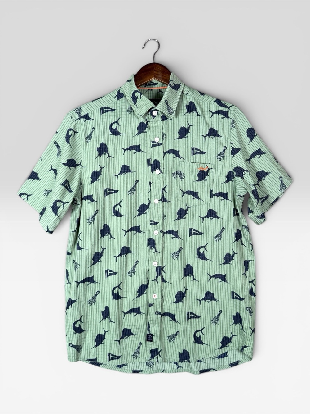 Salt Life Button Up Shirt Mens Size Medium Green Marlin Nautical Vacation Travel
